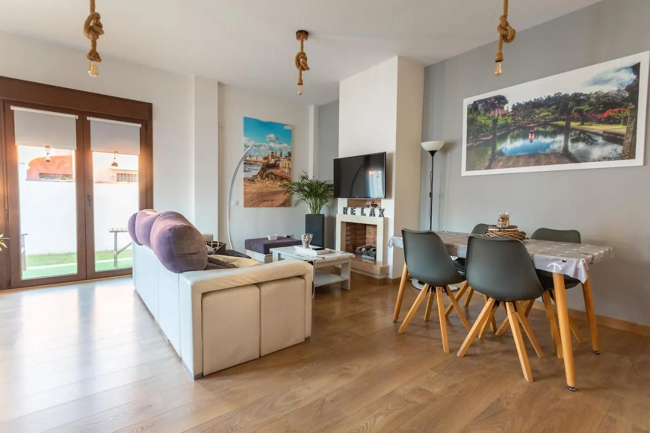 Villa De Lujo Climatizada. Piscina Y Jardin Privado Chiclana de la Frontera