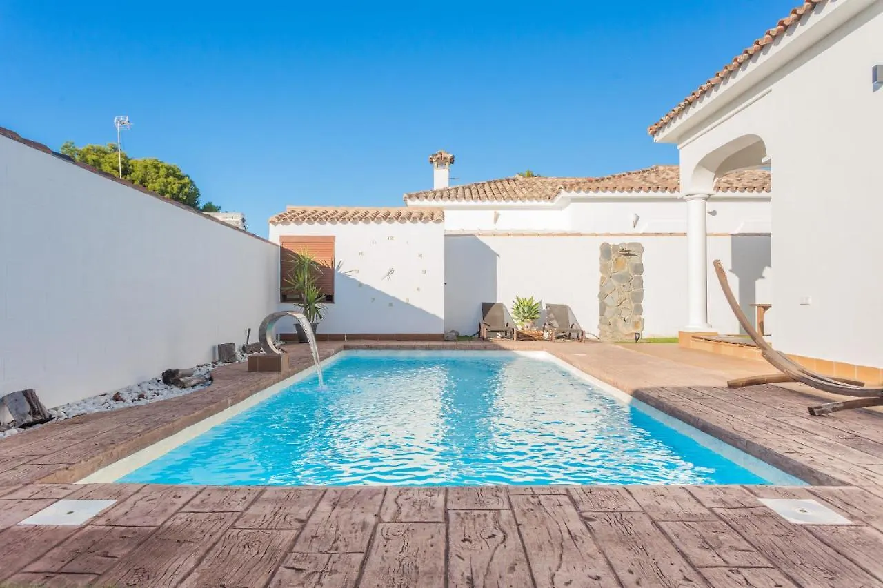 Villa De Lujo Climatizada. Piscina Y Jardin Privado Chiclana de la Frontera