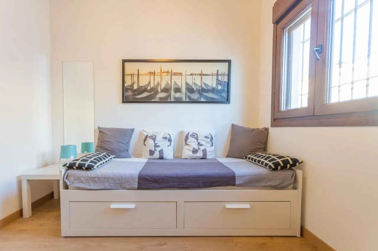 Villa De Lujo Climatizada. Piscina Y Jardin Privado Chiclana de la Frontera 0*,  İspanya